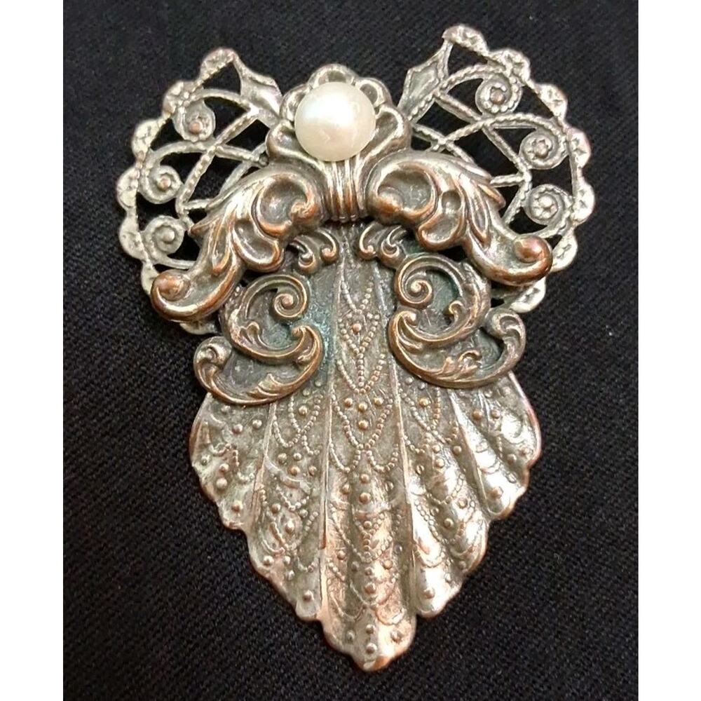 Angel of Love JANE DAVIS 1997 Silver Tone Open Filigree Brooch Pin AOL SIGNED